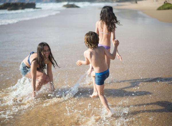 Enfants jusqu'à 6 ans ... GRATUIT! Cabot Hotels Enfants jusqu'à 6 ans ... GRATUIT! Cabot Hotels