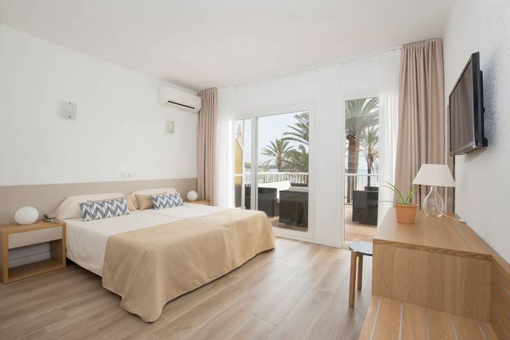 Twin/double with parcial sea views Cabot Romantic Puerto Pollença