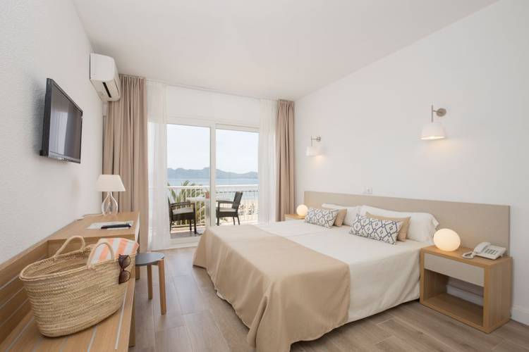 Twin/double room with sea views cabot romantic puerto pollença Twin/double room with sea views cabot romantic puerto pollença