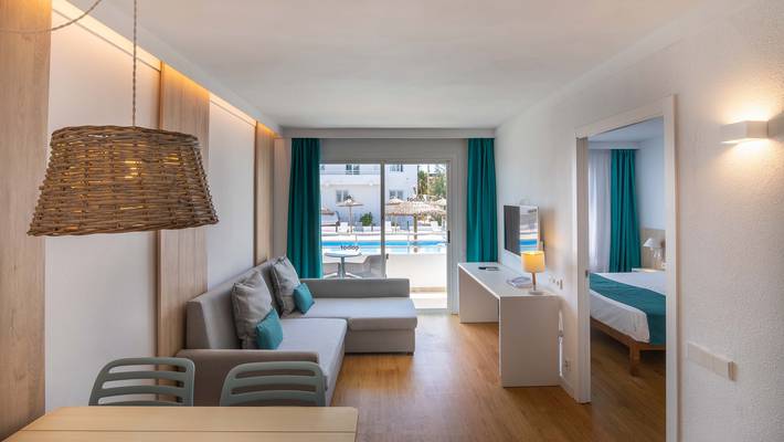 Apartamento con balcón vista piscina Cabot Hobby Club Apartments Puerto Pollença