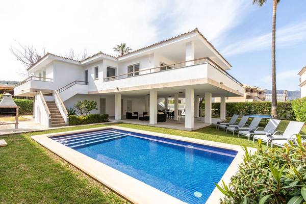 Facade Cabot Villa Sa Sini in Puerto Pollença