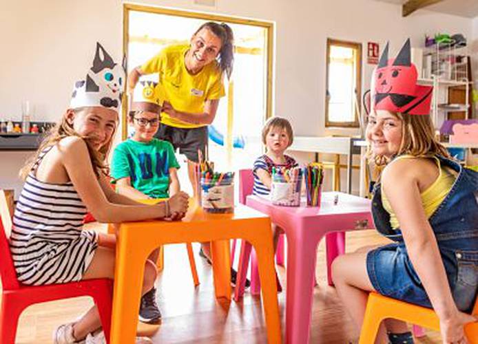 Enfants jusqu'à 6 ans ... GRATUIT! Cabot Hotels Enfants jusqu'à 6 ans ... GRATUIT! Cabot Hotels