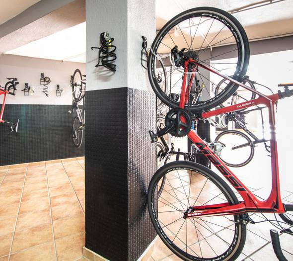 Garaje para bicicletas Cabot Pollensa Park Spa Puerto Pollença