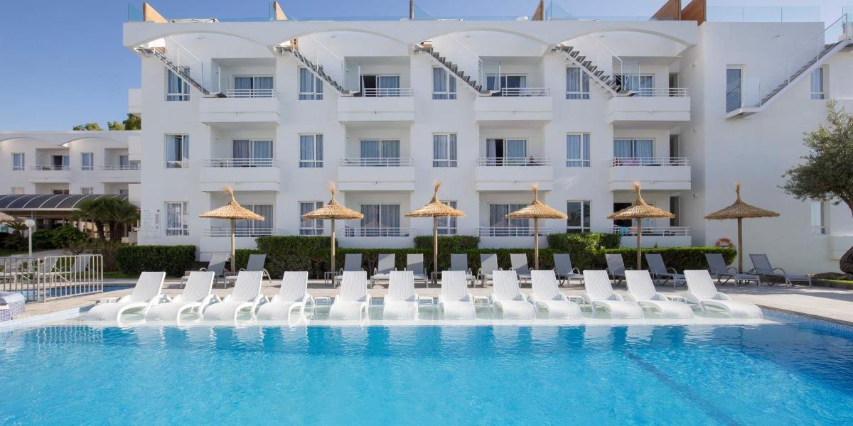 Cabot Hobby Club Apartments Puerto de Pollensa Cabot Hobby Club Apartments Puerto de Pollensa