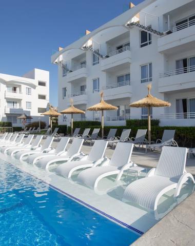 Swimming Pool Cabot Hobby Club Apartments Puerto de Pollensa Swimming Pool Cabot Hobby Club Apartments Puerto de Pollensa