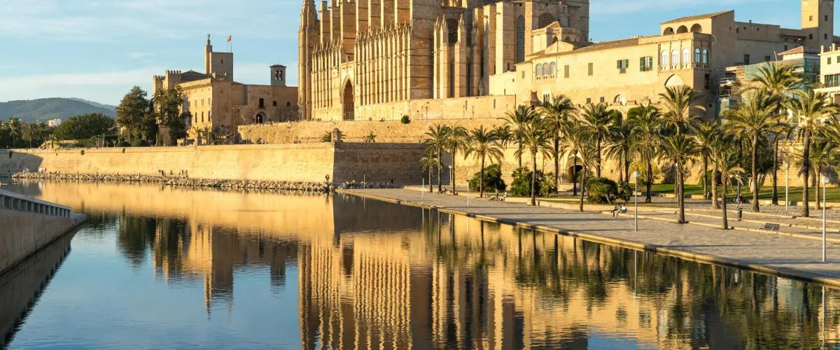 Kathedrale von Palma und Altstadt Geschichte und gotische Architektur Cabot Hotels Kathedrale von Palma und Altstadt Geschichte und gotische Architektur Cabot Hotels