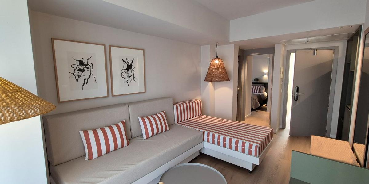 Suite Vista al Mar Cabot Cap de Mar Spa Cala Bona Suite Vista al Mar Cabot Cap de Mar Spa Cala Bona