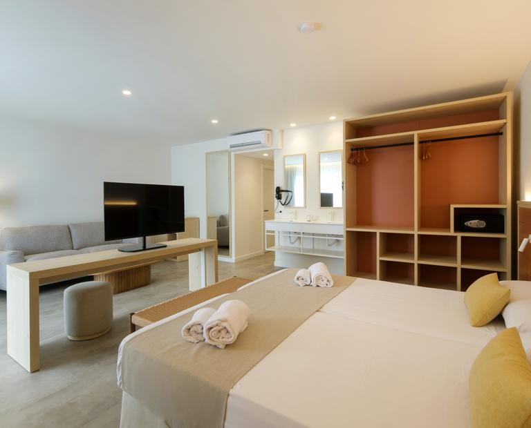 Junior Suite Cabot Cala Ferrera Cala d'Or Junior Suite Cabot Cala Ferrera Cala d'Or