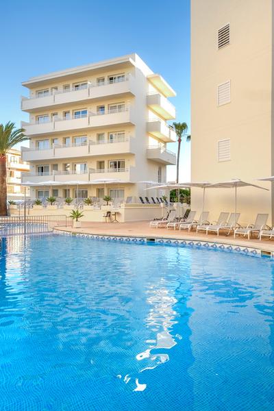 POOL Cabot Cap de Mar Spa Cala Bona POOL Cabot Cap de Mar Spa Cala Bona